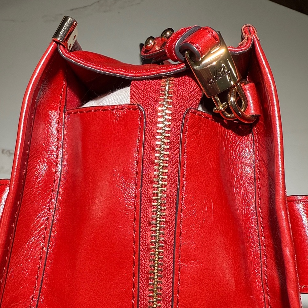 NEW MILLY Leather Crossbody/Shoulder Vintage Tote Bag, Red - Picture 7 of 16